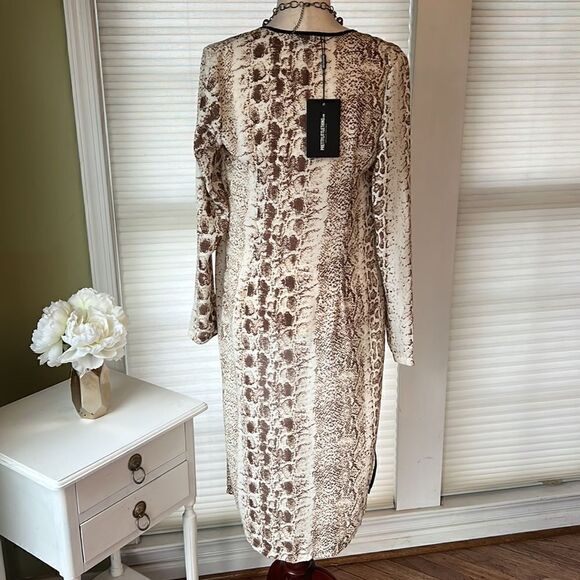 PrettylLittleThing Women’s 4 animal print tie front flowing cardigan NWT - Picture 10 of 16